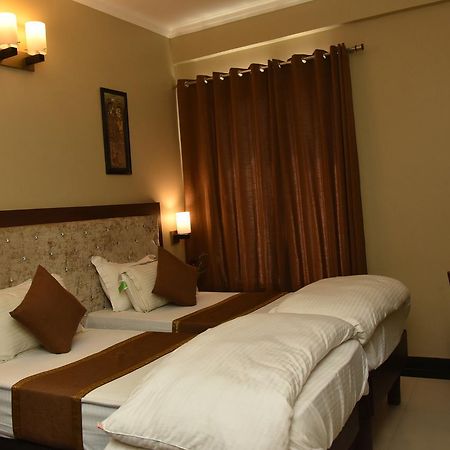 Hotel Vibhav Harsh Varanasi Dış mekan fotoğraf