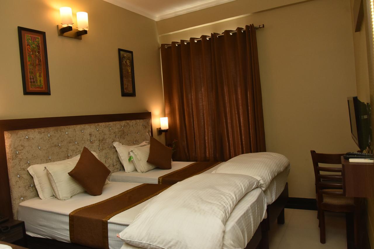 Hotel Vibhav Harsh Varanasi Dış mekan fotoğraf