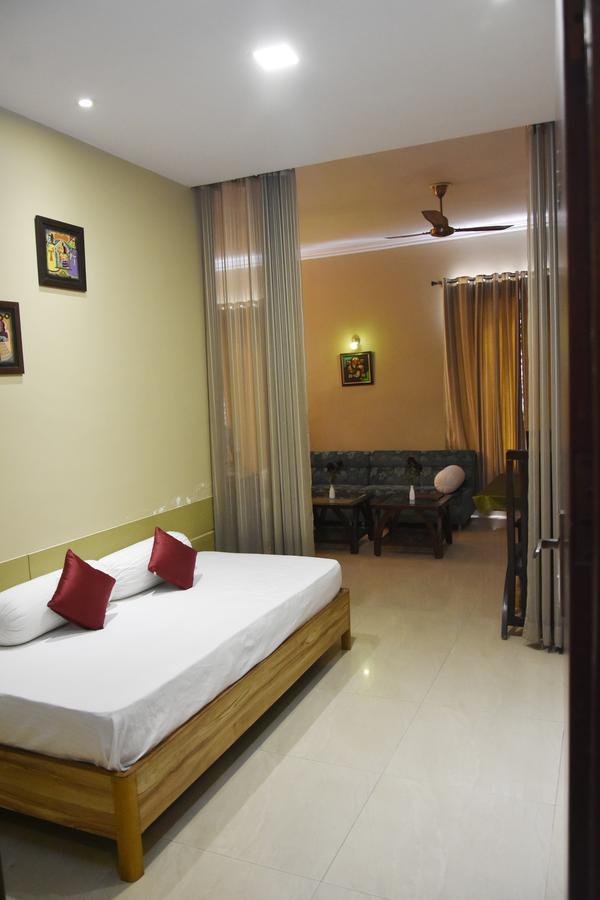 Hotel Vibhav Harsh Varanasi Dış mekan fotoğraf