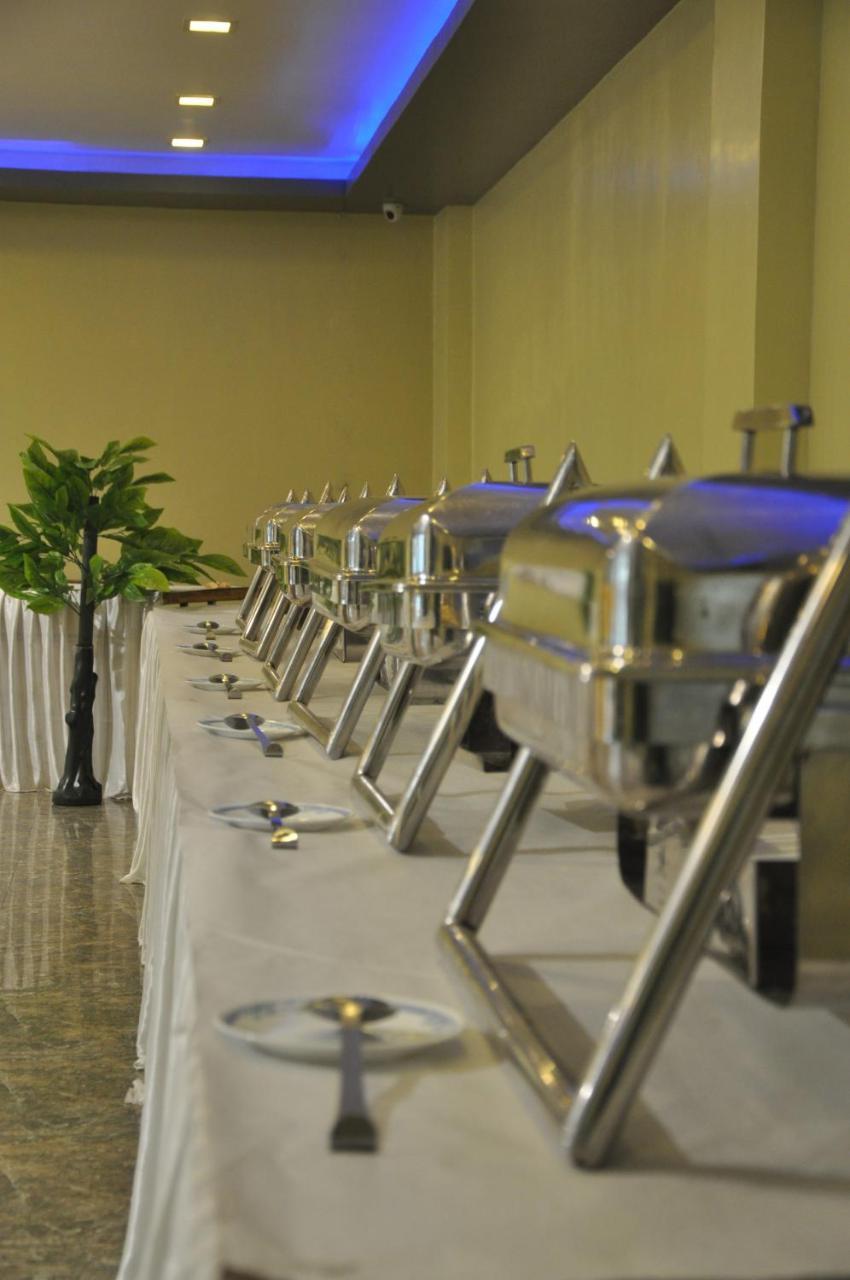 Hotel Vibhav Harsh Varanasi Dış mekan fotoğraf